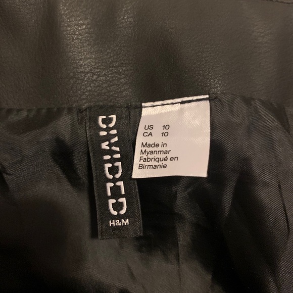 H&M Faux leather high waisted skirt - Picture 3 of 3